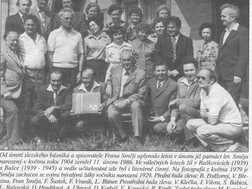 Fran Směja se svými žáky na fotografii z roku 1979