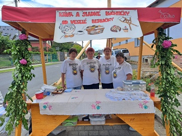 Klub důchodců na Gulášfestu 2024
