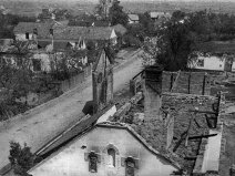 foto č.1 Dole vpředu: Dům pana Jana Sedláčka čp. 8.