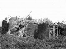 foto č.9 rok 1945 Nové Sedlice v bojích zničená pevnůstka býv. ČSR opevnění