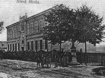 Sucholazecká škola v historické fotografii