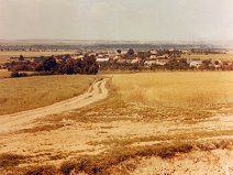 Pohled na obec ze Strážnice 1965